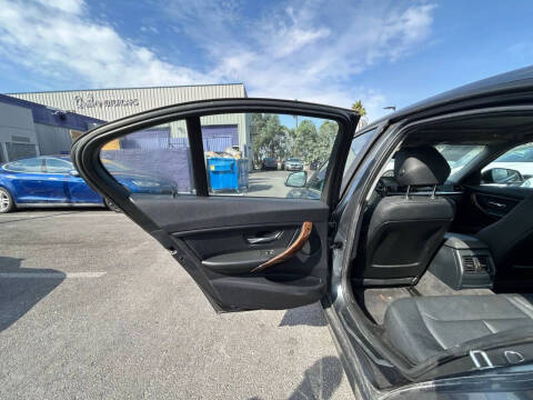 2015 BMW 3 Series 320i xDrive