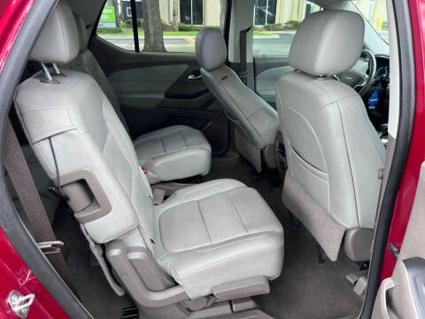 2021 Chevrolet Traverse LT Leather