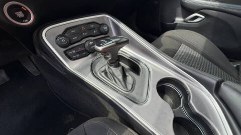 2021 Dodge Challenger SXT