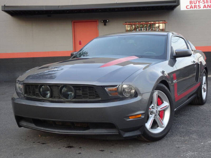 2011 Ford Mustang for sale at Deal Maker of Gainesville in Gainesville FL