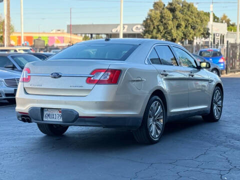 2011 Ford Taurus Limited