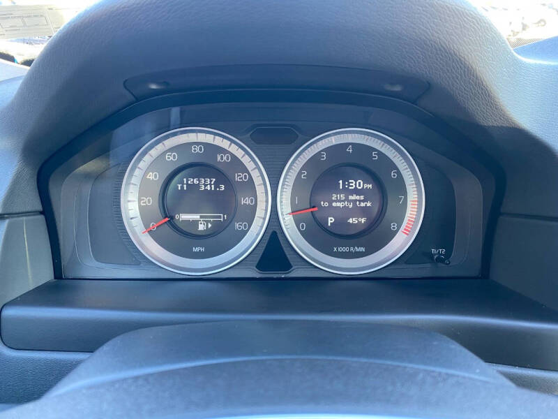 2013 Volvo XC70 T6 Premier Plus