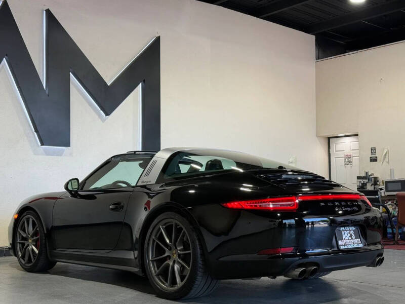 2016 Porsche 911