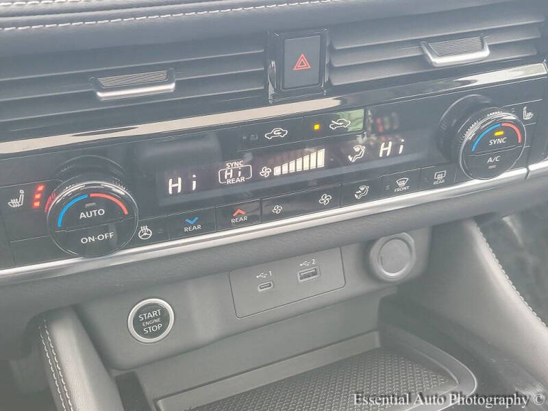 2022 Nissan Rogue SL