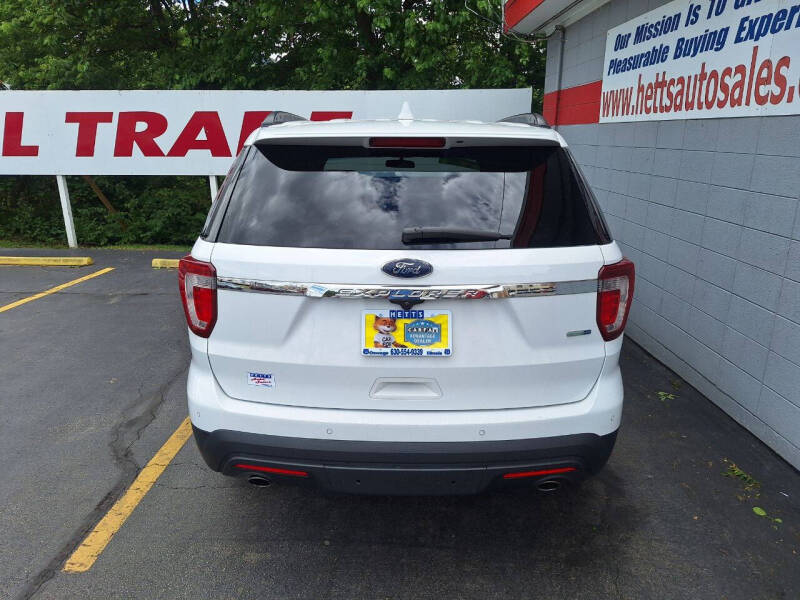 2016 Ford Explorer