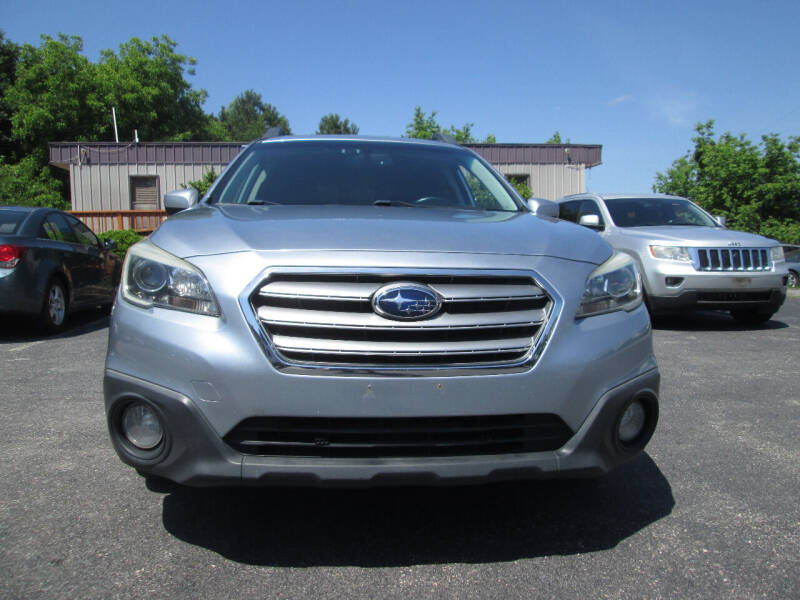 Subaru Outback's photo