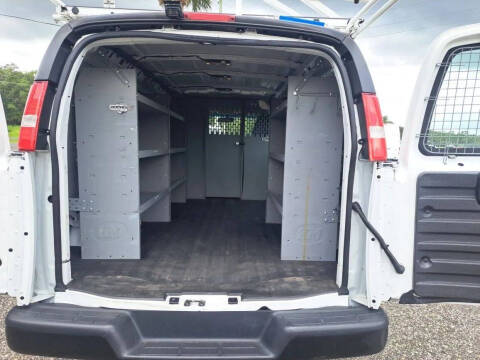 2021 Chevrolet Express 2500