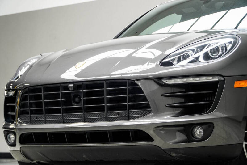 2018 Porsche Macan S