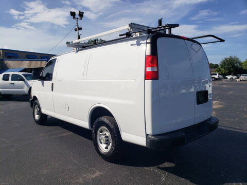 2024 Chevrolet Express 2500