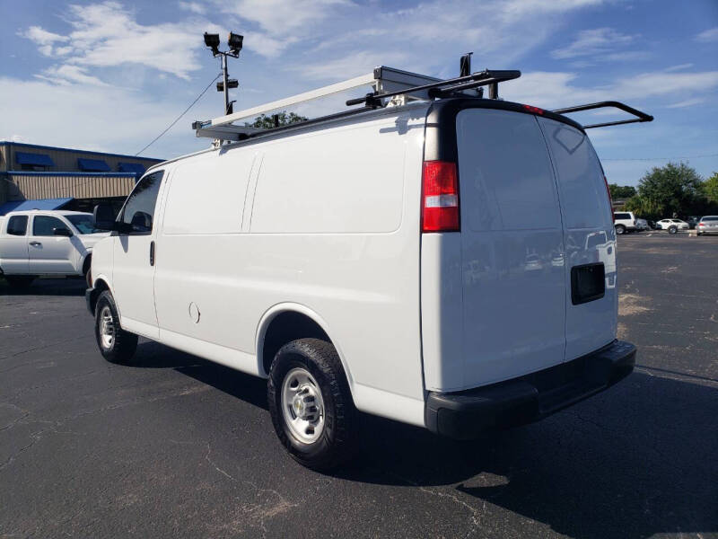 2024 Chevrolet Express 2500