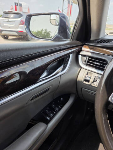 2017 Cadillac XTS Luxury