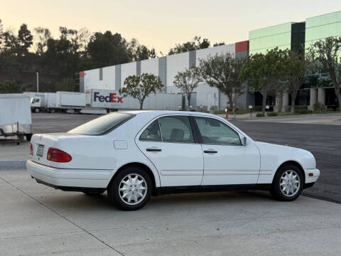 1999 Mercedes-Benz E-Class E 320