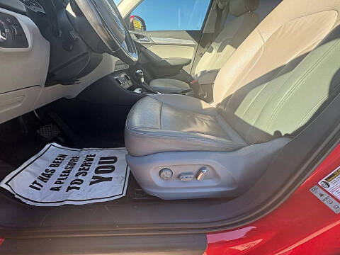 2016 Audi Q3 2.0T Premium Plus