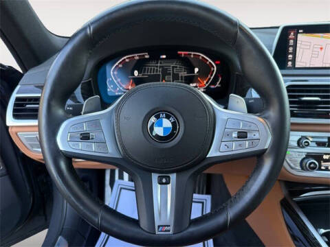 2022 BMW 7 Series 740i