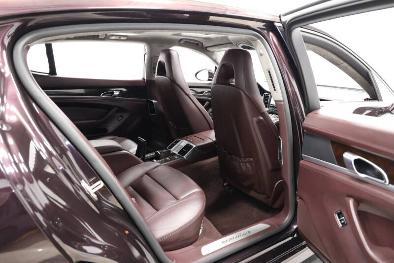 2015 Porsche Panamera 4S Executive