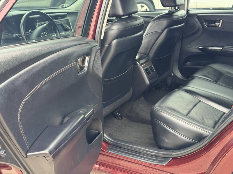 2016 Toyota Avalon XLE