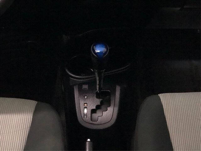 2015 Toyota Prius c Three