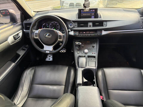 2013 Lexus CT 200h