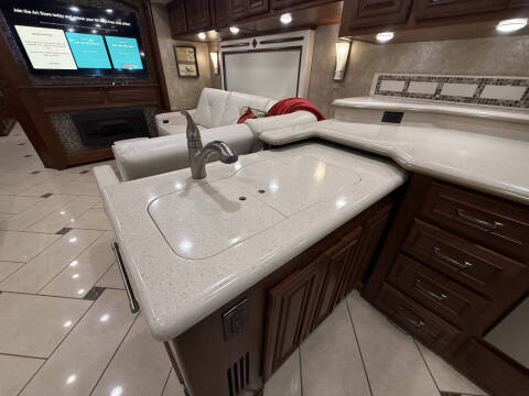 2014 Winnebago 42GD