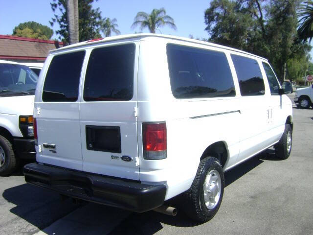 2010 Ford E-Series E-350 SD XL