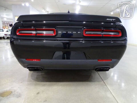2015 Dodge Challenger SRT Hellcat