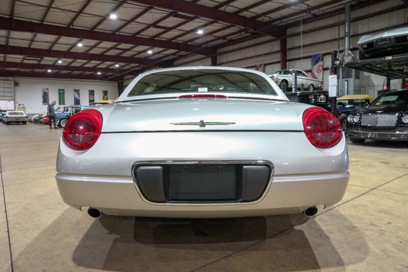 2004 Ford Thunderbird Deluxe