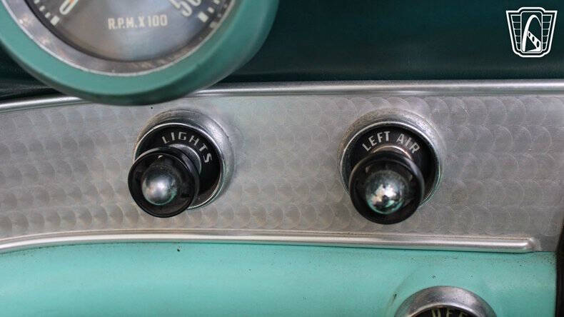 1955 Ford Thunderbird