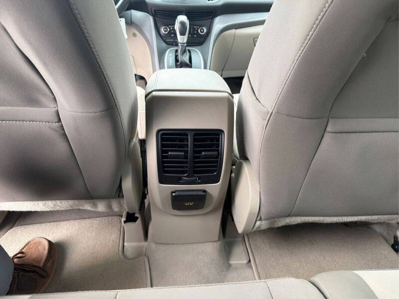 2015 Ford C-MAX Hybrid SE