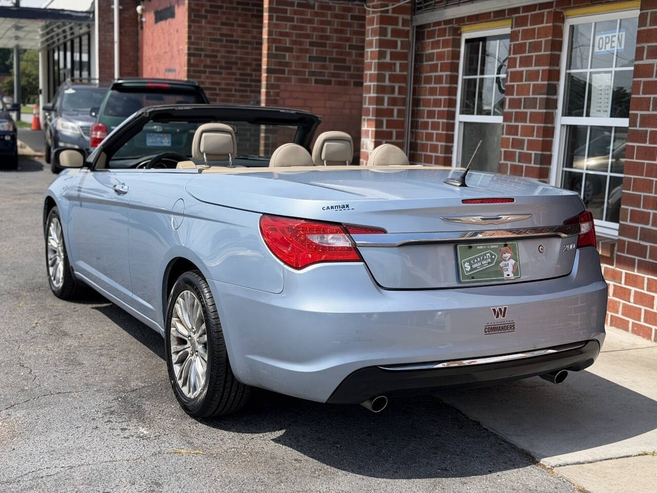 View vehicle photo 6