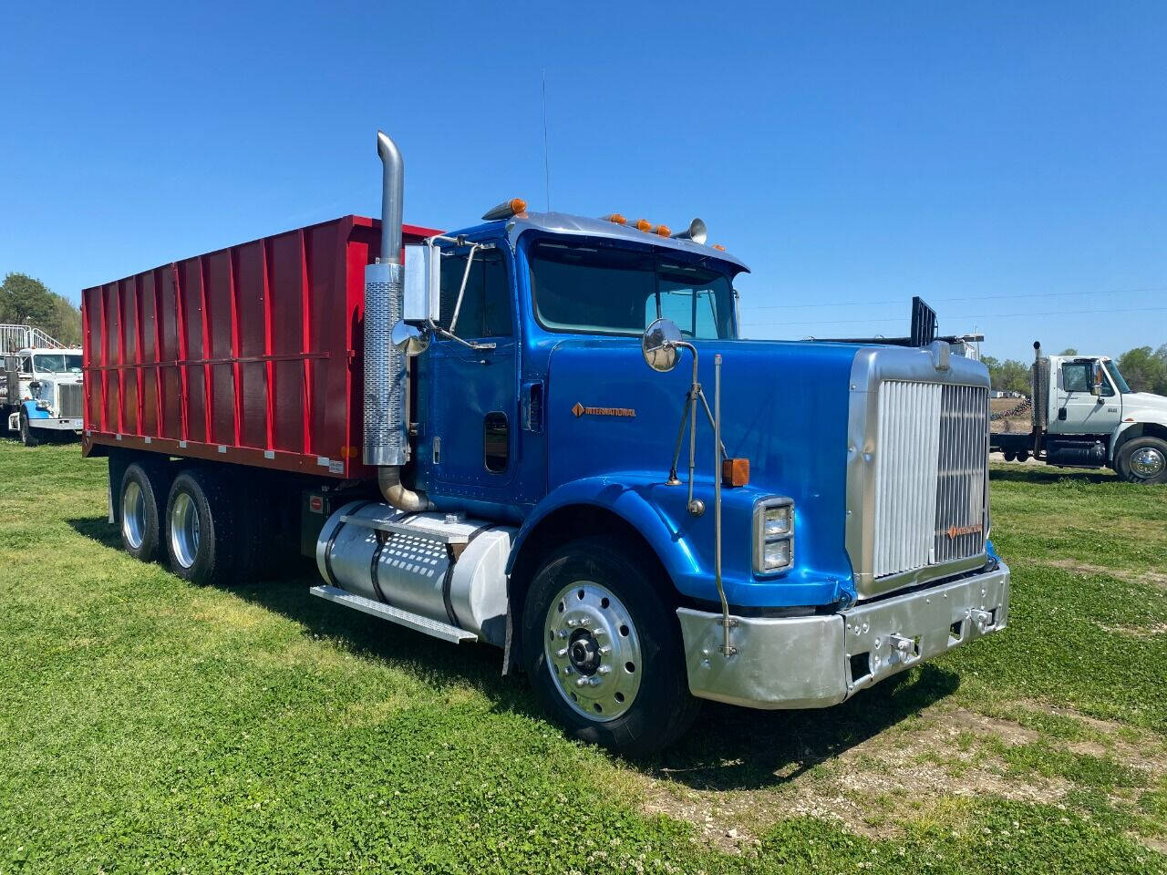 Heavy Duty Dump Trucks For Sale in MOUNT AIRY, NORTH CAROLINA