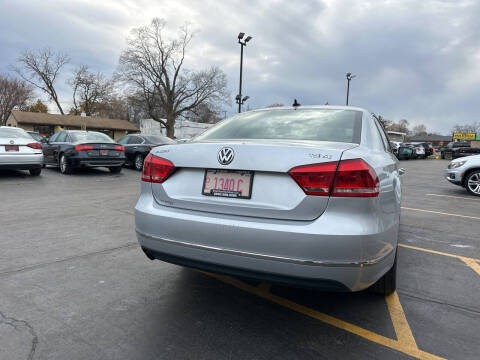 2015 Volkswagen Passat 1.8T SE