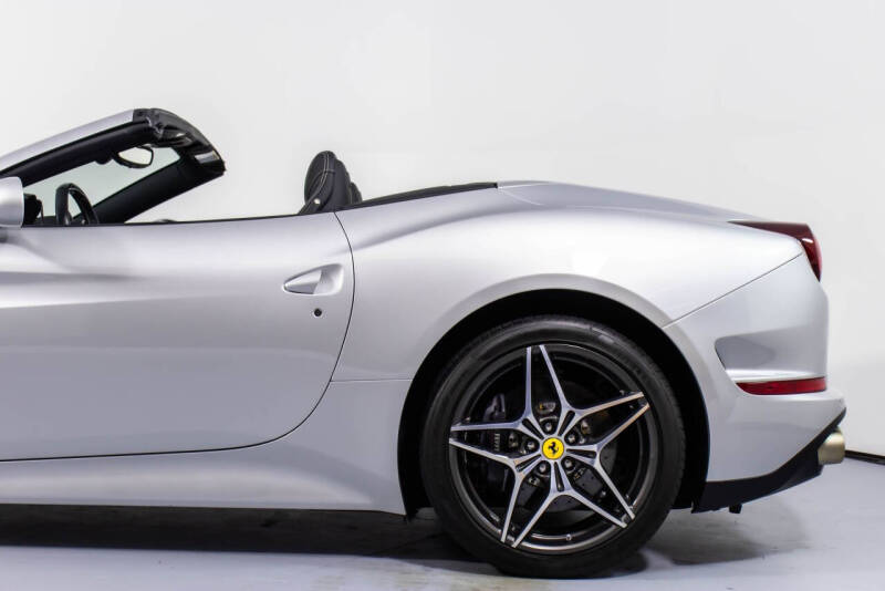 2016 Ferrari California T