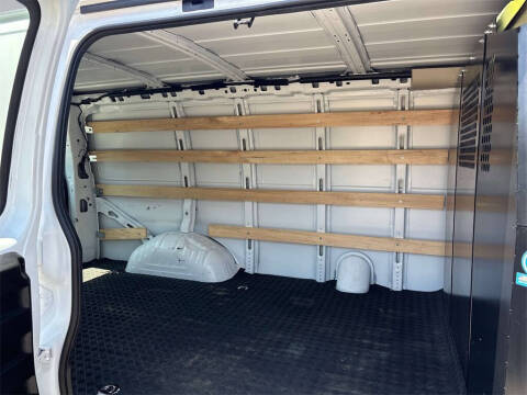 2024 Chevrolet Express 2500