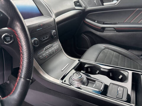 2020 Ford Edge ST Line