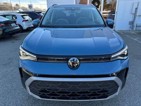 2025 Volkswagen Taos SE 4Motion