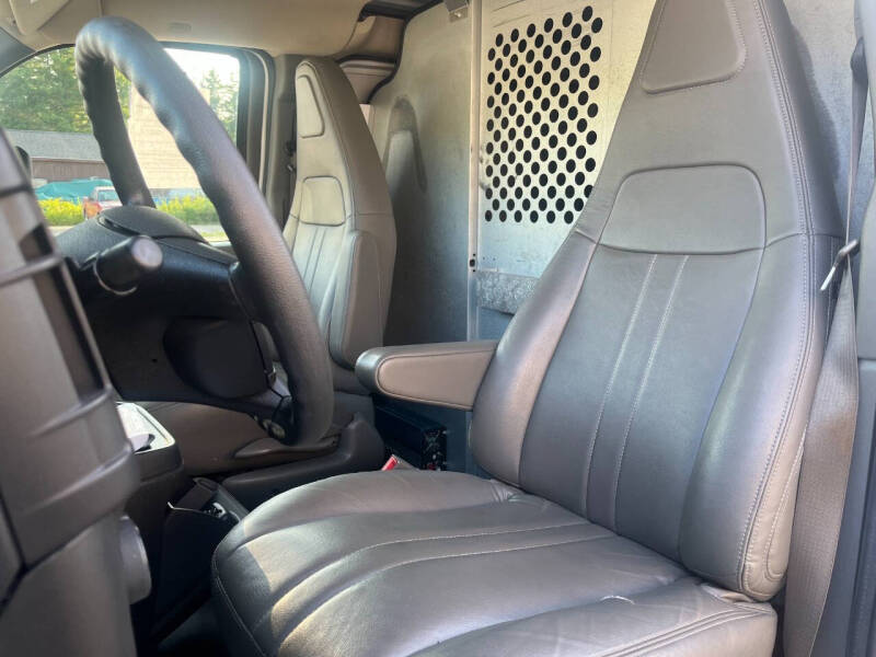 2017 Chevrolet Express 2500