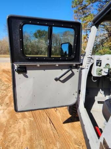 1985 AM General Hummer