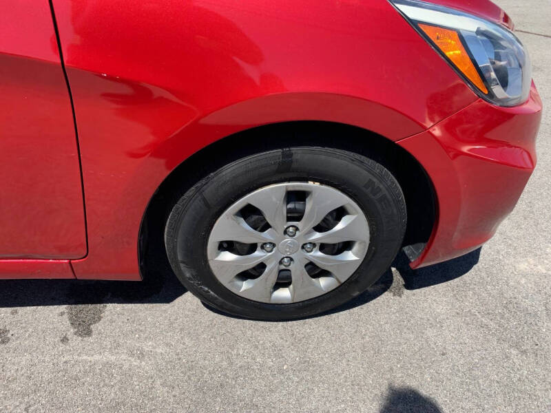 2016 Hyundai Accent SE