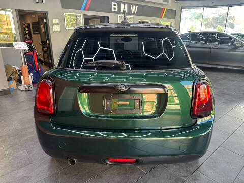 2015 MINI Hardtop 4 Door Cooper
