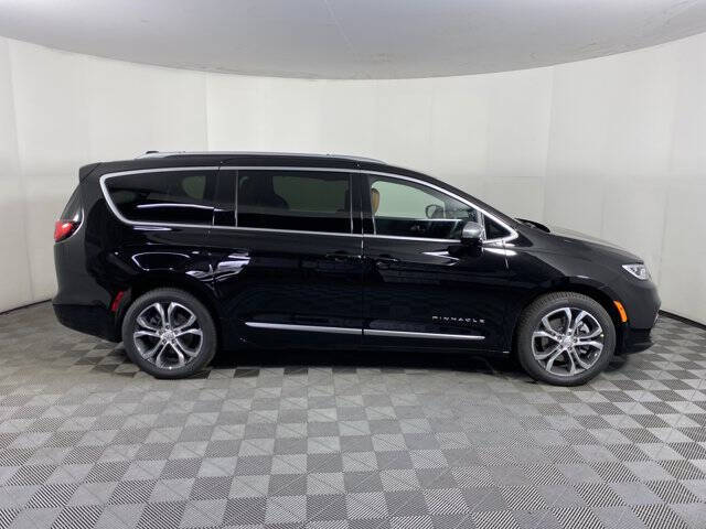 2026 Chrysler Pacifica Pinnacle