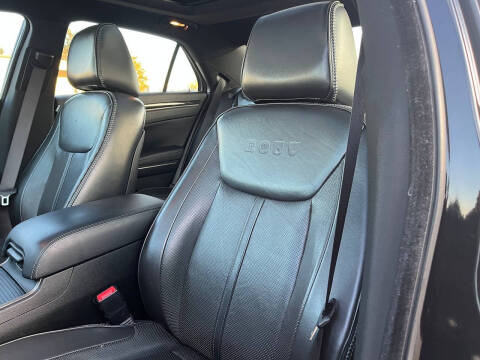 2014 Chrysler 300 C John Varvatos Limited Edition