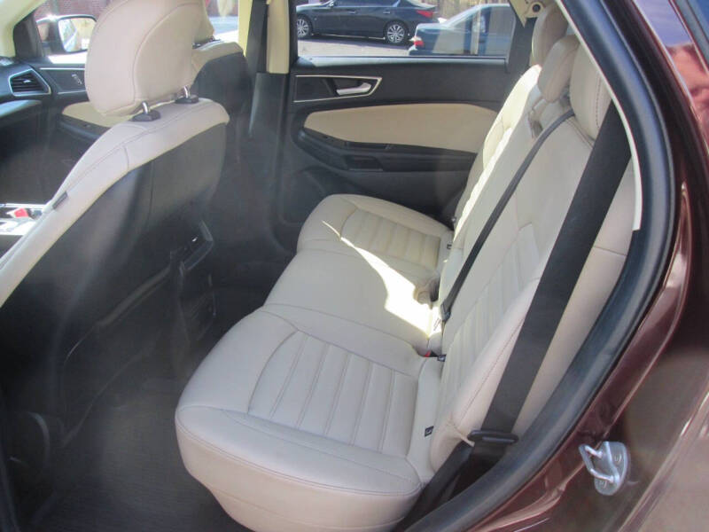2019 Ford Edge SEL