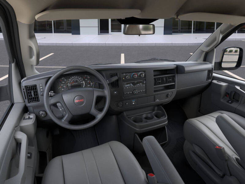 2026 GMC Savana 2500