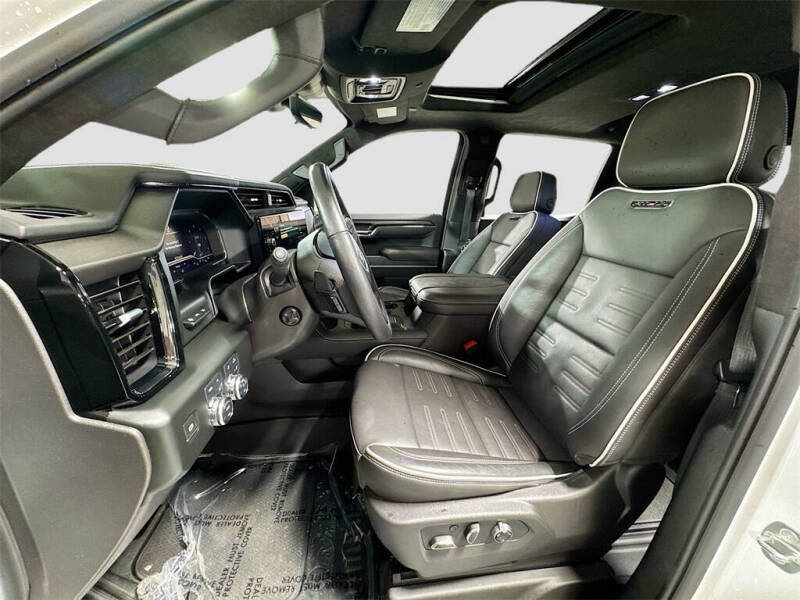 2024 GMC Sierra 1500 AT4X