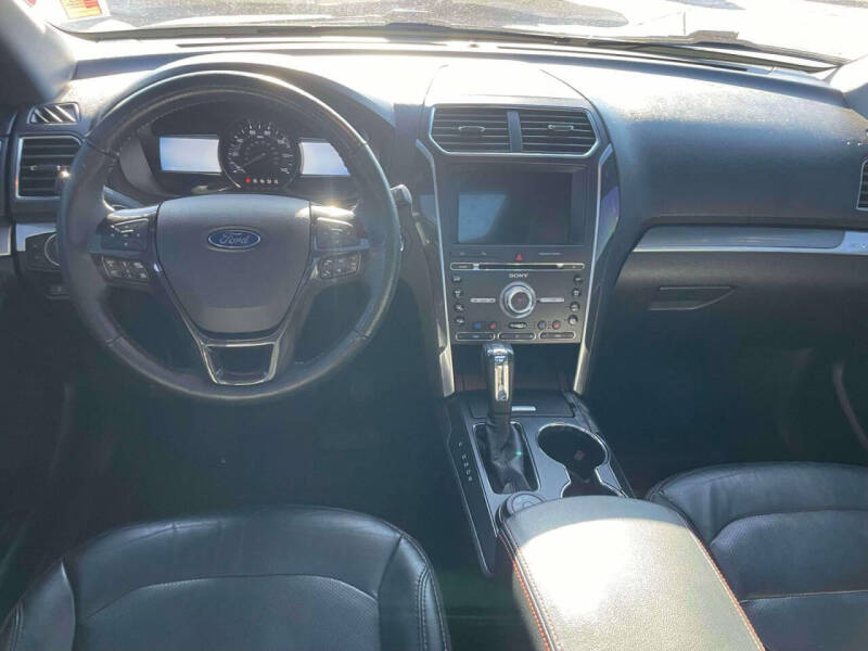 2018 Ford Explorer Sport