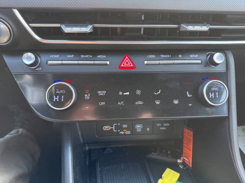 2024 Hyundai Sonata Hybrid SEL