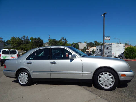 1999 Mercedes-Benz E-Class E 320