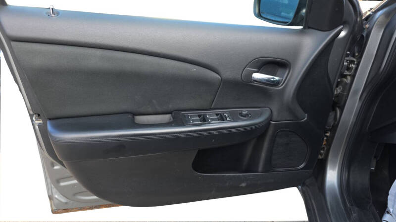 2012 Chrysler 200 Touring