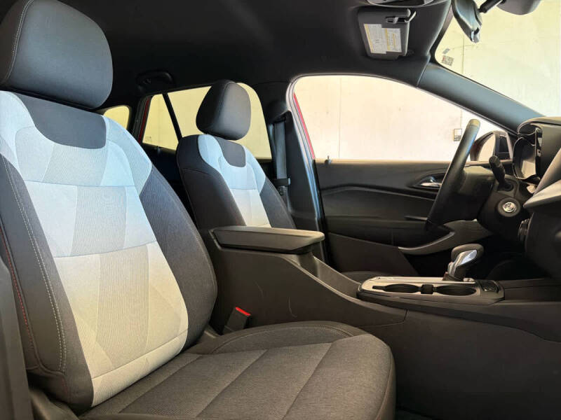 2024 Chevrolet Trax RS