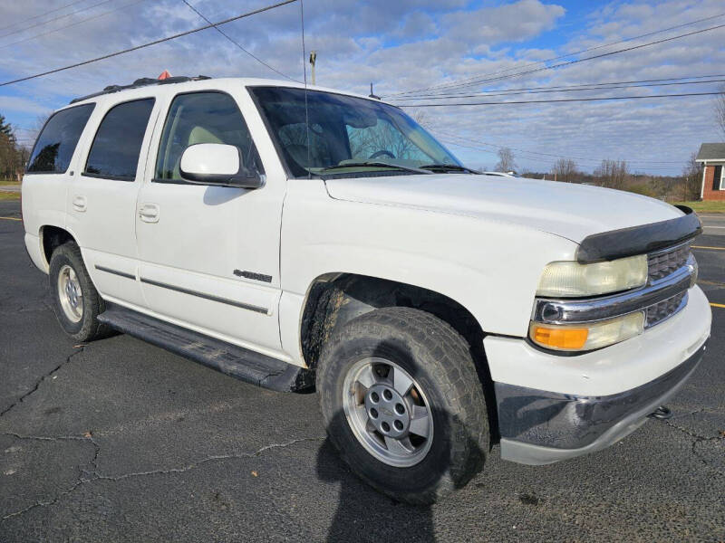 2003 Chevrolet Tahoe LS photo 4